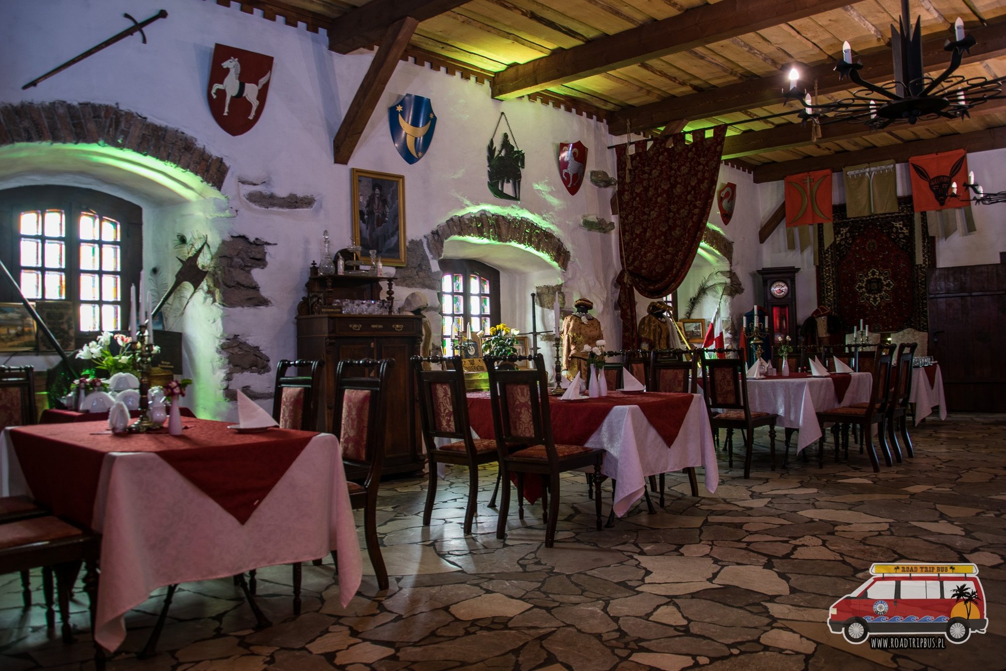 restauracja pod zakutym łbem
