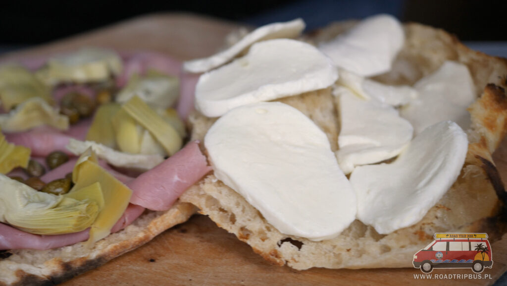 mozzarella na panuozzo
