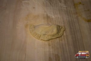 panzerotti przed pieczeniem