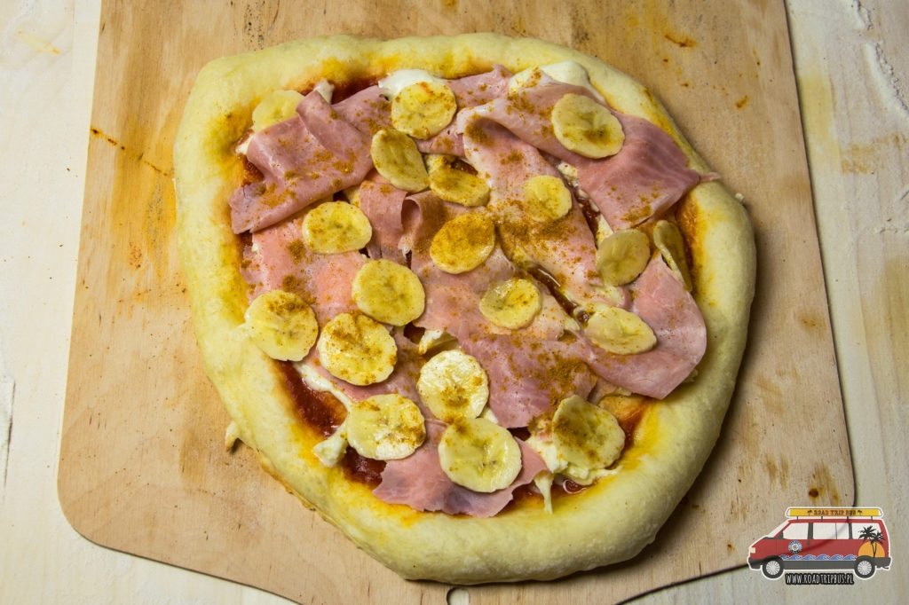 pizza banan curry