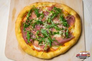 pizza crudo rukola