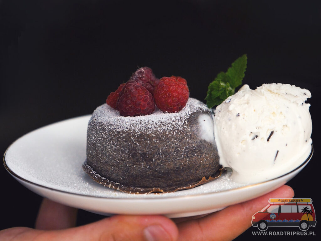 gotowe do podania lava cake