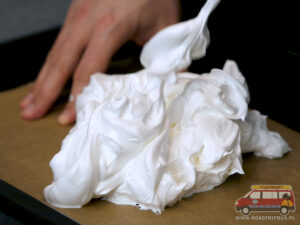 beza przed pieczeniem i formowaniem