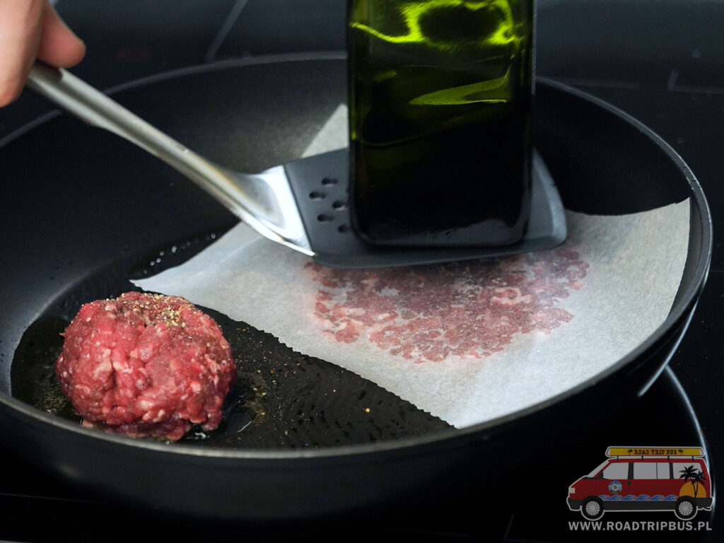 spłaszczanie mięsa