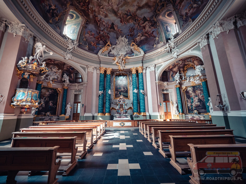 wnętrze Clemenskirche